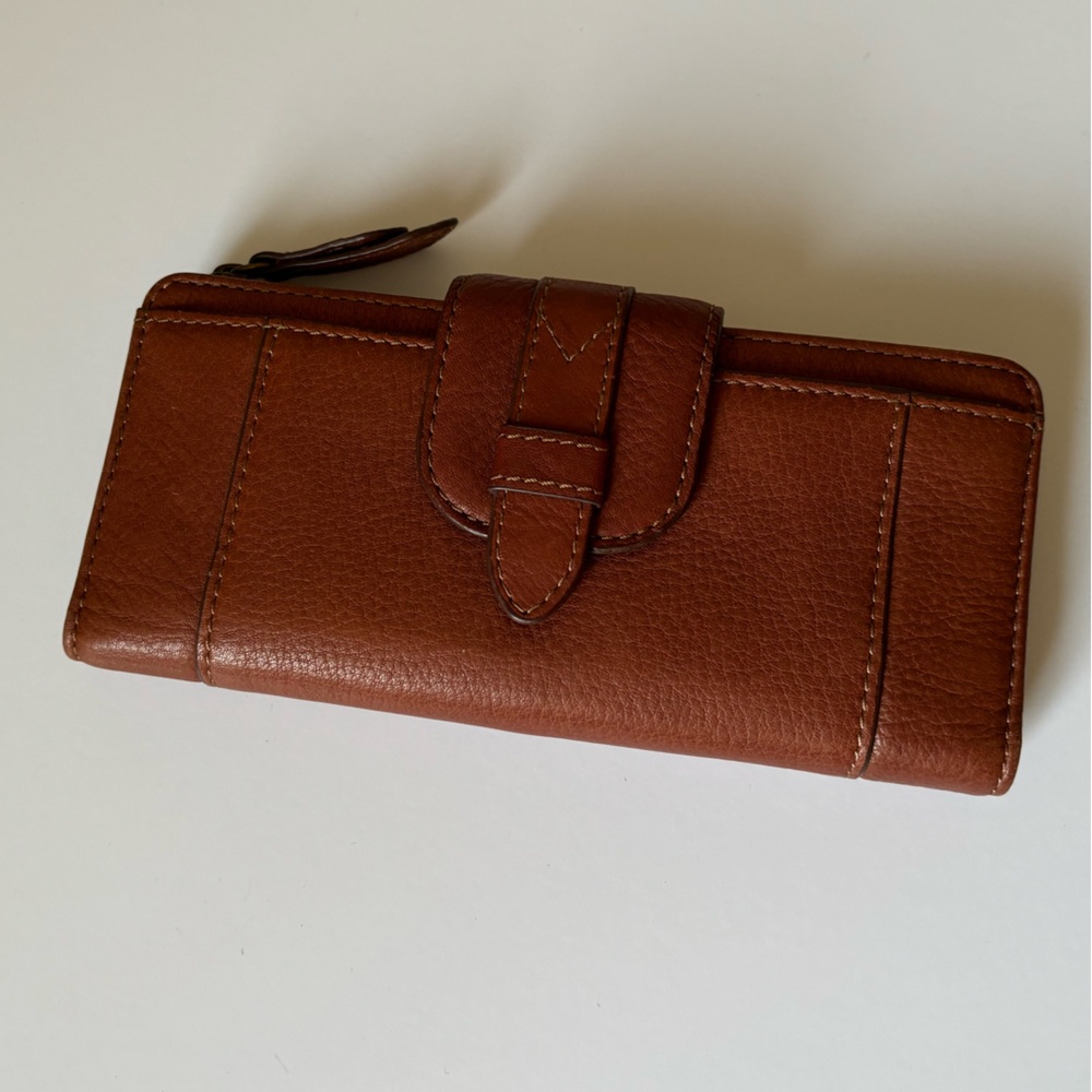 Fossil Leather Wallet in Brown
